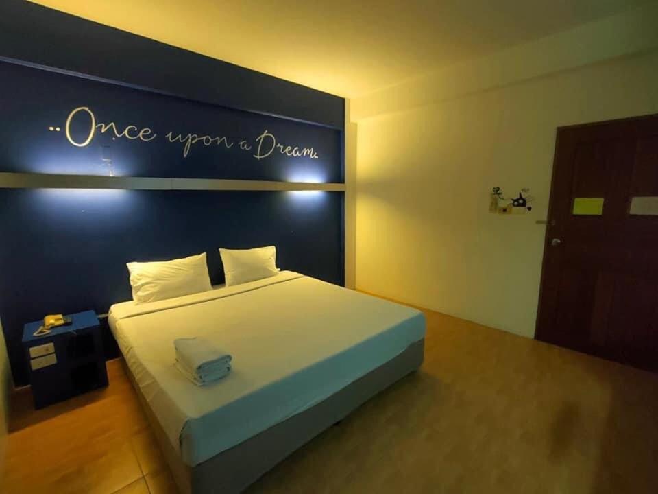 Bj City Hotel Surat Thani Exterior foto